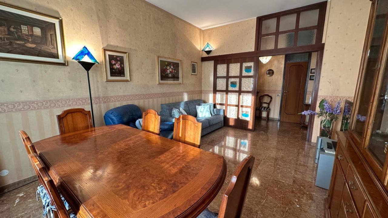 Dehomes - Two Bedrooms, Terrace, Wi-Fi, Tram To Centre & Rho Fiera Milano Eksteriør billede