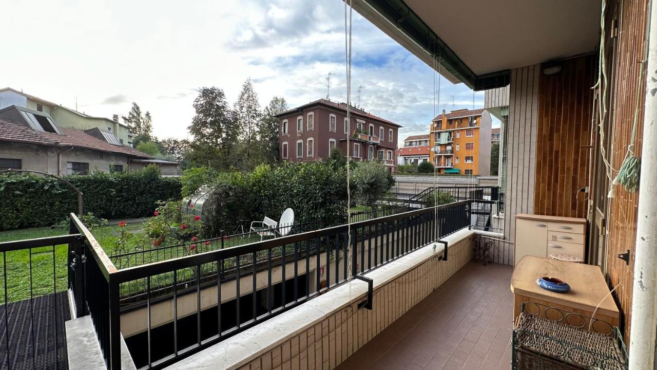 Dehomes - Two Bedrooms, Terrace, Wi-Fi, Tram To Centre & Rho Fiera Milano Eksteriør billede